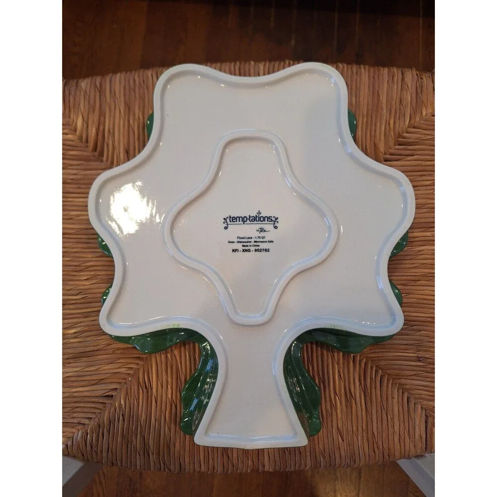 TEMPTATIONS FLORAL LACE BAKING CAKE TREE MOLD WITH CARRYING RACK By TARA 1.75QT